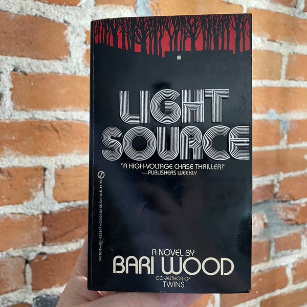 Lightsource - Bari Wood - 1985 Signet Books Paperback (Paperbacks From Hell)