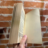 The Warrior’s Apprentice - Lois McMaster Bujold - 1998 2nd Baen Books Paperback - Alan Gutierrez Cover