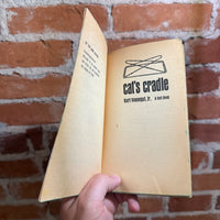 Cat’s Cradle - Kurt Vonnegut, Jr. - 1970 4th Dell Books Paperback
