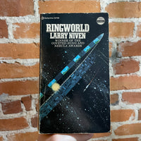 Ringworld - Larry Niven - 1970 1st Ballantine Books Paperback - Dean Ellis Cover