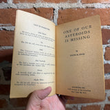 One of our Asteroids is Missing - Calvin M. Knox / The Twisted Men - A.E. Van Vogt - 1964 Ace Double Paperback