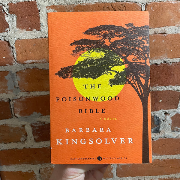 The Poisonwood Bible - Barbara Kingsolver - 2005 Harper Perennial Trade Paperback