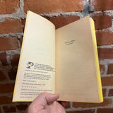 West of Honor - Jerry Pournelle - 1978 Timescape Pocket Books Paperback