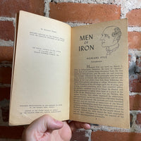 Men of Iron - Howard Pyle - 1965 Airmont Books Paperback