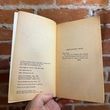 Dragonflight - Anne McCaffrey - 1973 3rd Ballantine Books Paperback - Gino D’Achille Cover