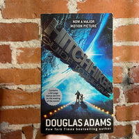 The Hitchhiker's Guide to the Galaxy - Douglas Adams - 2005 Ballantine Books Paperback