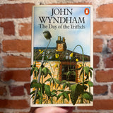 The Day of the Triffids - John Wyndham - 1987 Penguin Books Paperback - Peter Lord Cover