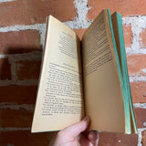 Dates With Death - Alfred Hitchcock - 1972 Dell Books Paperback