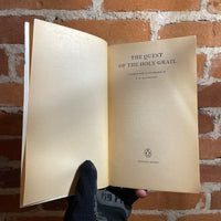 The Quest of the Holy Grail - P. M. Matarasso - 1969 Penguin Books Paperback