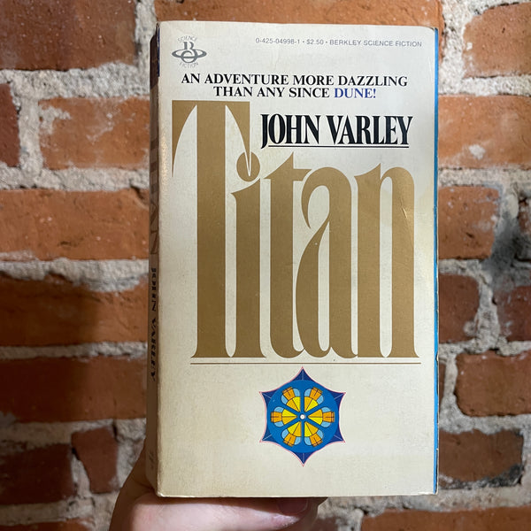 Titan - John Varley - 1980 Illustrated Berkley Book Paperback - Tony Russo Cover