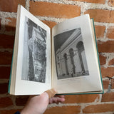 Russian Architecture: Trends in Nationalism and Modernism - Arthur Voyce - Hardback