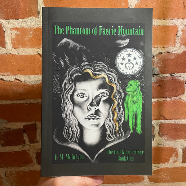 The Phantom of Faerie Mountain - E.M. McIntyre - 2015 Paperback