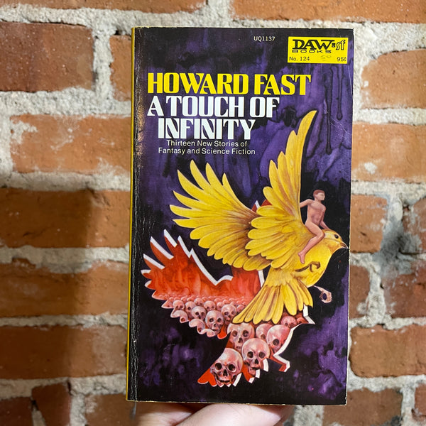 A Touch of Infinity - Howard Fast - 1974 Daw Books Paperback #124 - Charles Gross Cover
