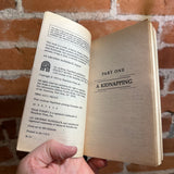 Silent Night 2 - R.L. Stine - Fear Street Super Chiller Pocket Books Paperback - Bill Schmidt Cover