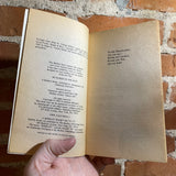 Be Buried In The Rain - Barbara Michaels - 1987 Berkeley Books Paperback