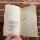 Out of the Silent Planet - C.S. Lewis - 1965 1st Collier Books Paperback