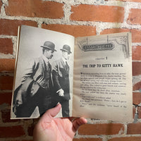The Wright Brothers at Kitty Hawk - Donald J. Sobol - Scholastic Paperback