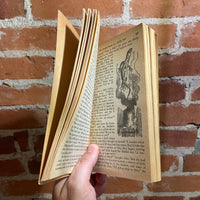 Alice’s Adventures in Wonderland - Lewis Carroll - 1960 Illustrated Signet Books Paperback
