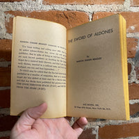 The Planet Savers / The Swords of Aldones - Marion Zimmer Bradley - 1962 Ace Double Paperback