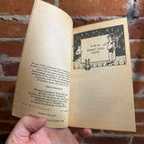 The Life and Adventures of Santa Claus - L. Frank Baum - 1986 Illustrated Trumpet Paperback