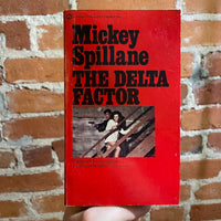 The Delta Factor - Mickey Spillane - 1968 5th Signet Books Paperback