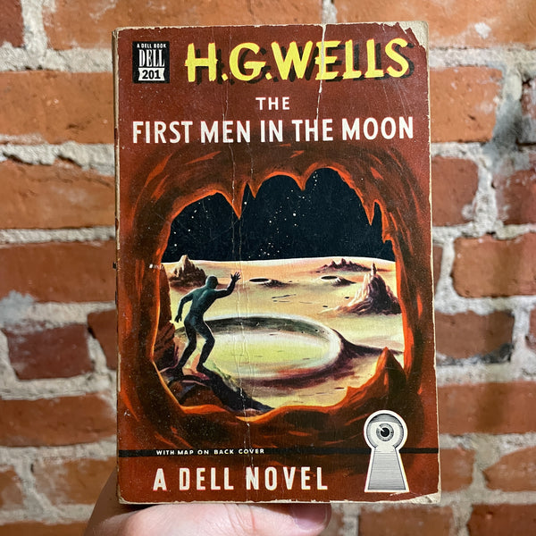 The First Men in the Moon - H.G. Wells - 1928 Dell Books Paperback