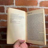 The Throwback - Tom Sharpe - 1984 Vintage Books Paperback