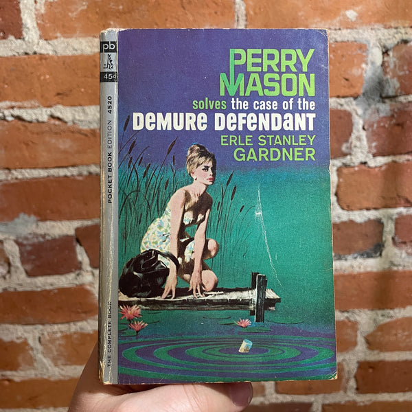 The Case of the Demure Defendant - Eric Stanley Gardner - 1963 4th Pocket Books Paperback