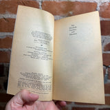 The Farthest Shore - Ursula K. Le Guin - 1975 Illustrated Bantam Books Paperback