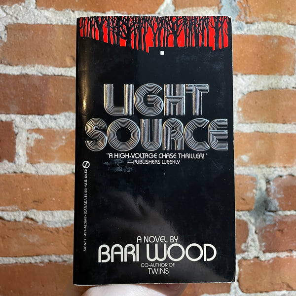 Light Source - Bari Wood - 1985 Signet Books Paperback - Paperbacks From Hell