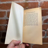 The Farthest Shore - Ursula K. Le Guin - 1975 Illustrated Bantam Books Paperback