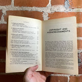 The Mammoth Book of Awesome Comic Fantasy - Edited by Mike Ashley - 2001 1st Carroll & Graf Paperback - Julek Heller Cover