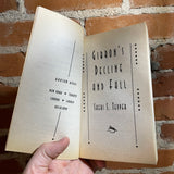 Gibbon’s Decline and Fall - Sheri S. Tepper - Paperback - Stuart Bodek Cover