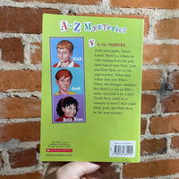 The Vampire’s Vacation: A to Z Mysteries - Ron Roy - 2004 Scholastic Paperback