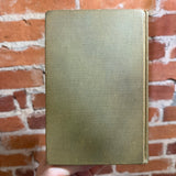 A Christmas Carol - Charles Dickens - 1927 Illustrated The Saalfield Publishing Company Hardback