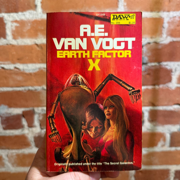 Earth Factor X - A.E. van Vogt - 1976 Daw Books Paperback - Deane Cate Cover