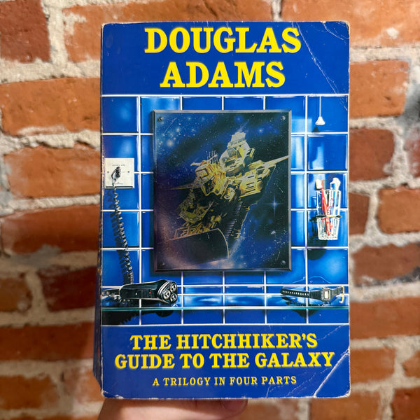 The Hitchhiker's Guide to the Galaxy - Douglas Adams - 1988 Pan Books Trade Paperback
