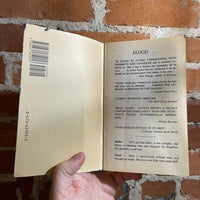 Flood - Andrew H. Vachss - 1986 Pocket Books Paperback - Roger Kastel Cover