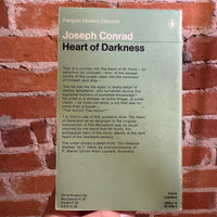 Heart of Darkness - Joseph Conrad - Penguin Books Paperback