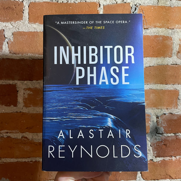 Inhibitor Phase - Alastair Reynolds - 2021 Orbit Books Paperback Edition