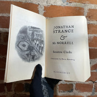 Jonathan Strange & Mr. Norrell - Susanna Clark - 2004 Illustrated Bloomsbury Paperback