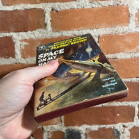 Space On My Hands - Fredric Brown - 1952 Bantam Books Paperback