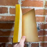 The Hephaestus Plague - Thomas Page 1975 Bantam Books Paperback