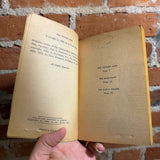 One of our Asteroids is Missing - Calvin M. Knox / The Twisted Men - A.E. Van Vogt - 1964 Ace Double Paperback