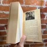 Contact - Carl Sagan - 1986 Pocket Books Paperback