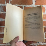 The Restaurant at the End of the Universe - Douglas Adams - 1982 Pocket Books Paperback