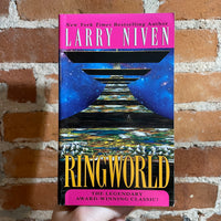 Ringworld - Larry Niven - Donato Giancola Cover Art Paperback Edition