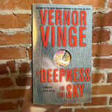 A Deepness in the Sky - Vernor Vinge - 2000 Tor Books Paperback - Foil Embossed Silver Cover