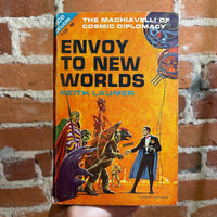 Envoy to New Worlds - Keith Laumer / Flight from Yesterday - Robert Moore Williams - Ace Double Paperback