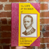 The Life & Works of Paul Laurence Dunbar - Lida Keck Wiggins - 1992 Winston-Derek Publishers Paperback